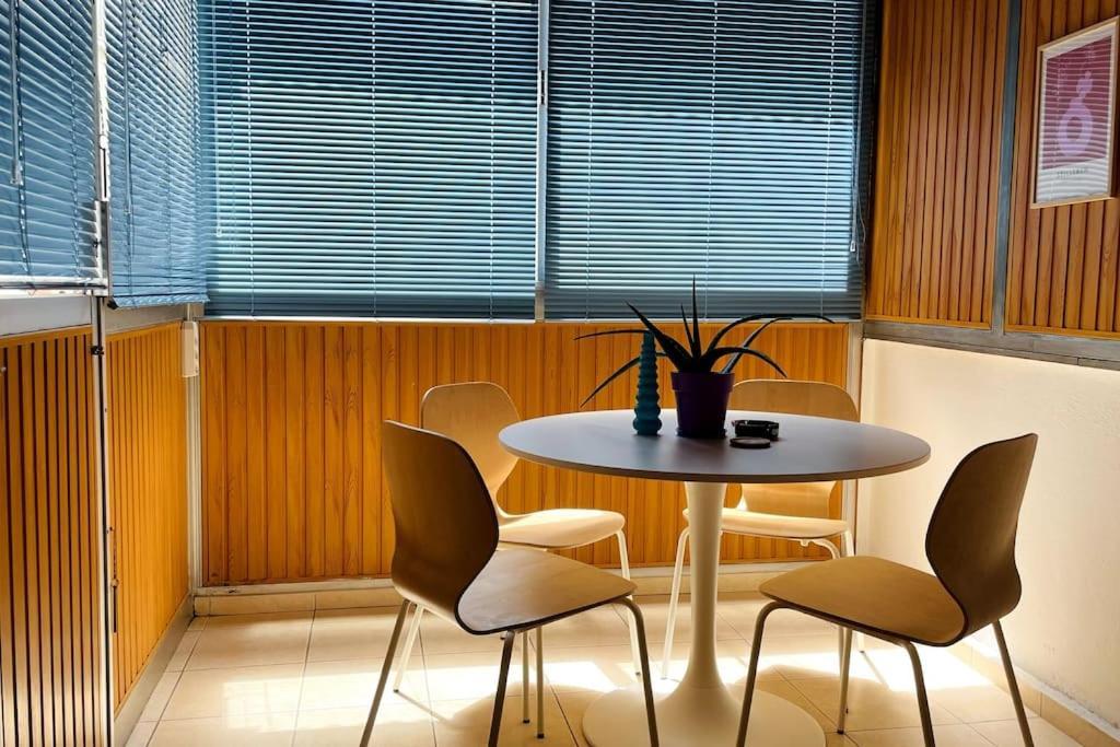 Cybele Apt Downtown Apartment Волос Екстериор снимка
